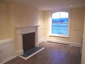 2 bedroom Flat to re...